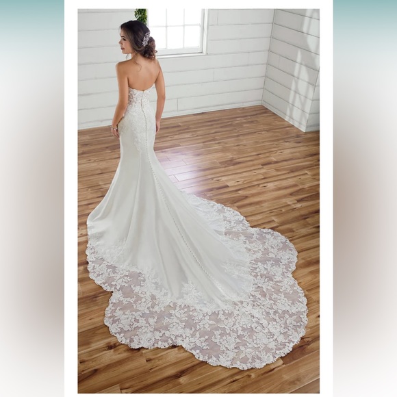 ESSENCE OF AUSTRALIA WEDDING GOWN - NWT - BEST OFFER ACCEPTED - Picture 5 of 12